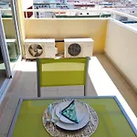 Algarve Vibes 2, Wifi, Pool, Ac Apartment Portimao