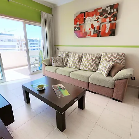 Algarve Vibes 2, Wifi, Pool, Ac * Portimão