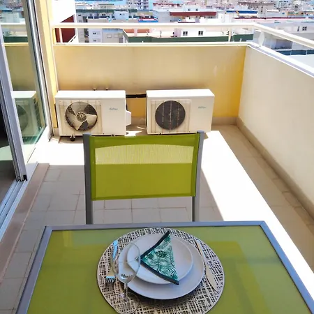 Algarve Vibes 2, Wifi, Pool, Ac Appartement Portimão