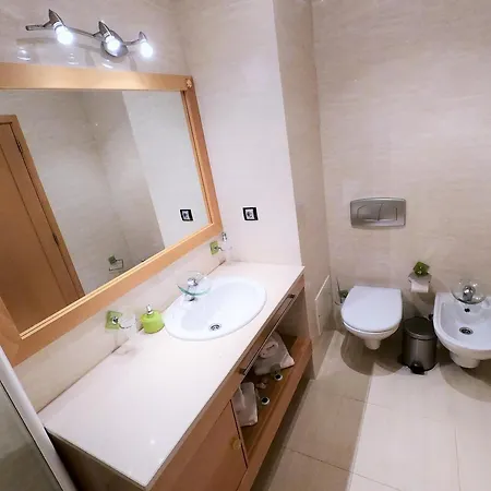 Algarve Vibes 2, Wifi, Pool, Ac アパート ポルティマン