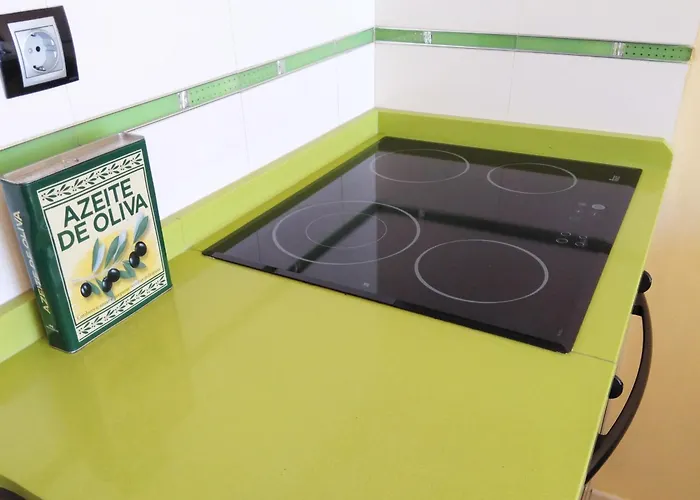 Algarve Vibes 2, Wifi, Pool, Ac Apartament Portimão