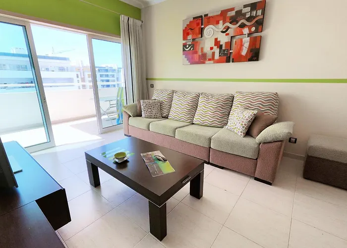 Algarve Vibes 2, Wifi, Pool, Ac * Portimao