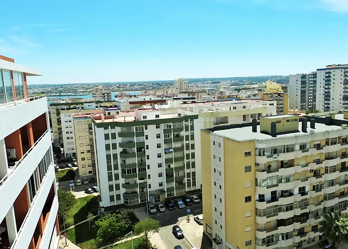 Apartment Algarve Vibes 2, Wifi, Pool, Ac Portimao