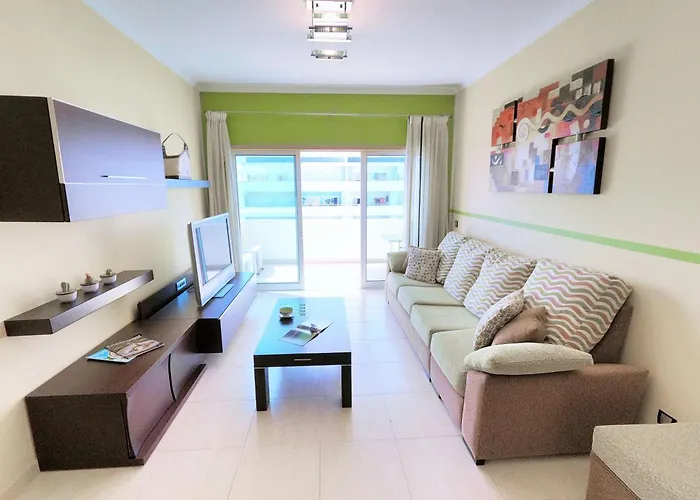 Algarve Vibes 2, Wifi, Pool, Ac * Portimão